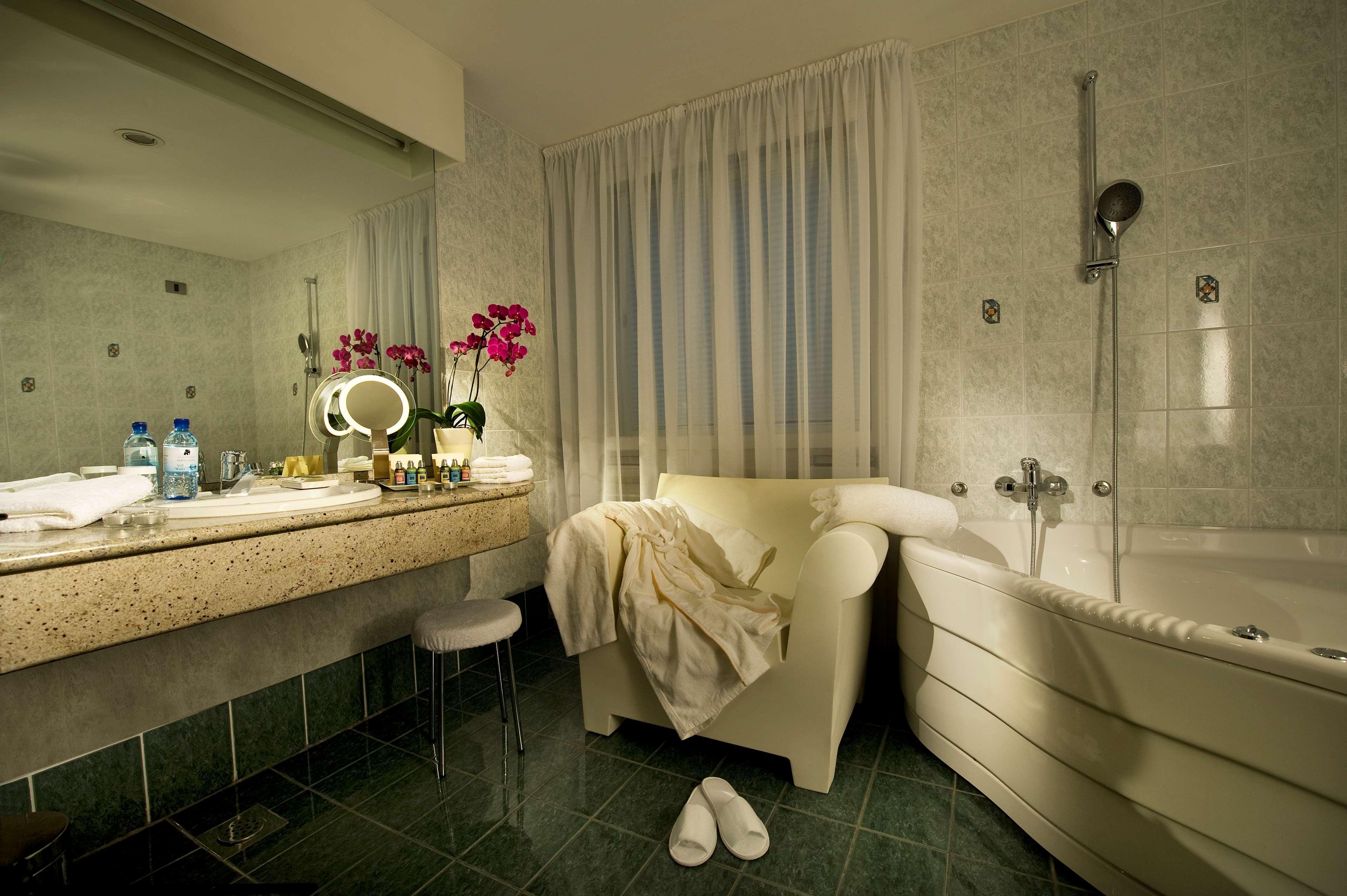 Best Western Premier Hotel Slon Liubliana Quarto foto